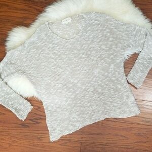 Dreamers Vneck Pullover Sweater
